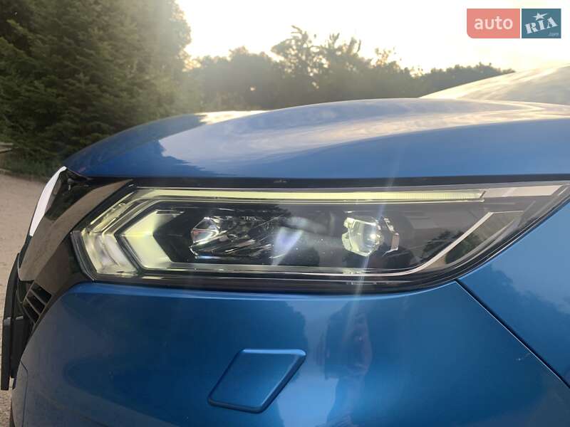 Внедорожник / Кроссовер Nissan Qashqai 2018 в Львове фото 13 Внедорожник / Кроссовер Nissan Qashqai 2018 в Львове