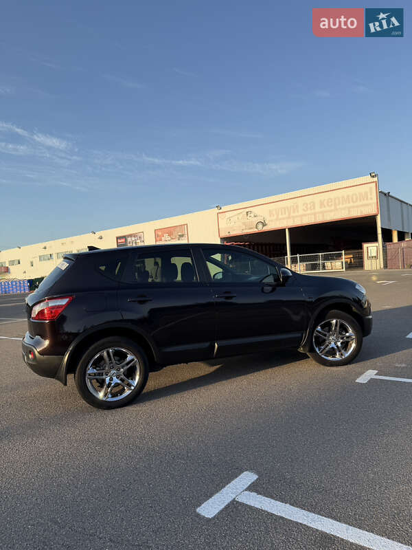 Внедорожник / Кроссовер Nissan Qashqai 2013 в Одессе