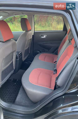 Внедорожник / Кроссовер Nissan Qashqai 2007 в 