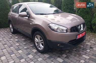 Позашляховик / Кросовер Nissan Qashqai 2013 в Великій Багачці