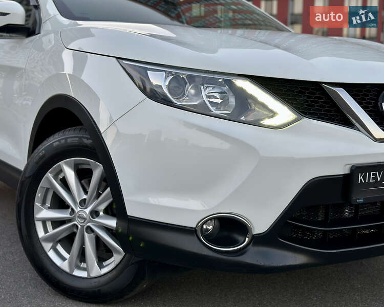 Внедорожник / Кроссовер Nissan Qashqai 2016 в Киеве
