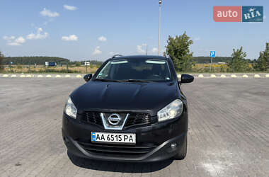 Внедорожник / Кроссовер Nissan Qashqai 2012 в 