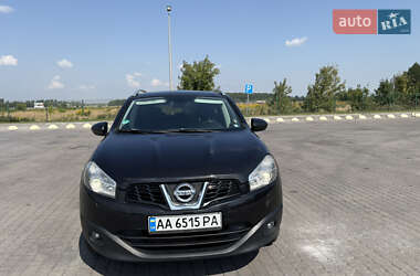 Внедорожник / Кроссовер Nissan Qashqai 2012 в 