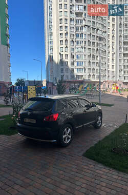 Позашляховик / Кросовер Nissan Qashqai 2008 в Кременчуці