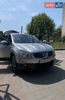 Позашляховик / Кросовер Nissan Qashqai 2007 в Ужгороді