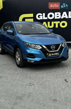 Внедорожник / Кроссовер Nissan Qashqai 2017 в 