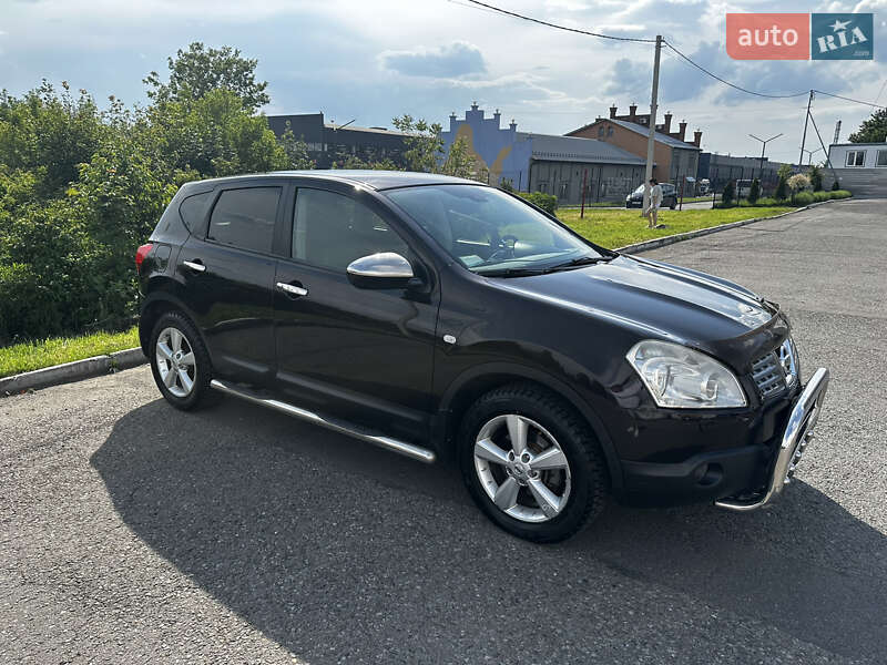 Внедорожник / Кроссовер Nissan Qashqai 2008 в Черновцах