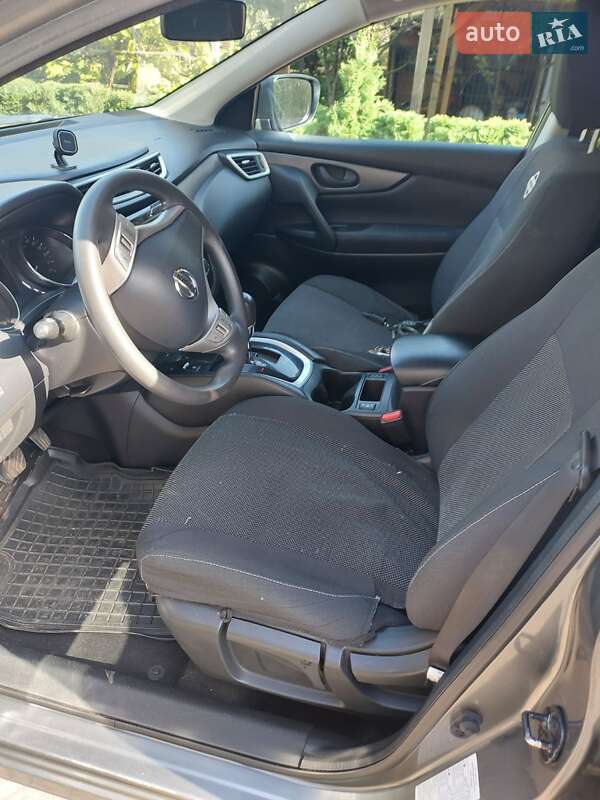 Внедорожник / Кроссовер Nissan Qashqai 2014 в Болехове