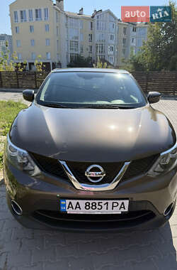 Позашляховик / Кросовер Nissan Qashqai 2016 в Києві