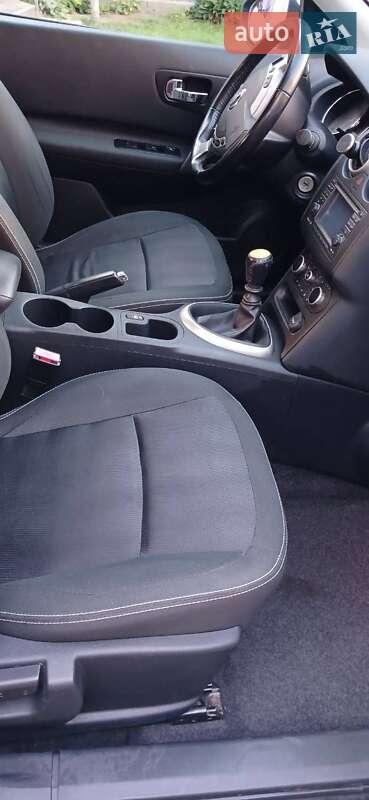 Внедорожник / Кроссовер Nissan Qashqai 2011 в Ровно
