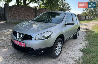 Позашляховик / Кросовер Nissan Qashqai 2012 в Києві
