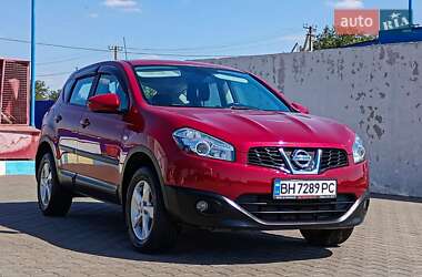 Позашляховик / Кросовер Nissan Qashqai 2010 в Роздільній