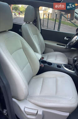 Внедорожник / Кроссовер Nissan Qashqai 2010 в 