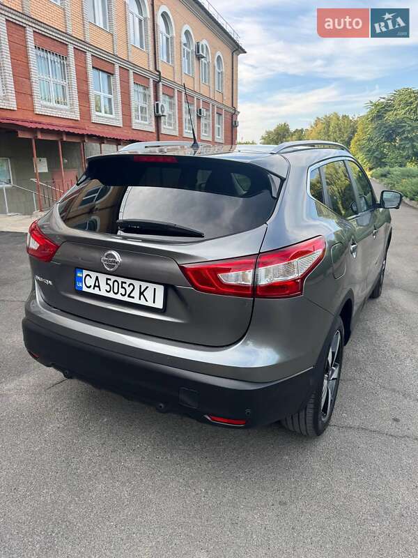 Внедорожник / Кроссовер Nissan Qashqai 2016 в Умани