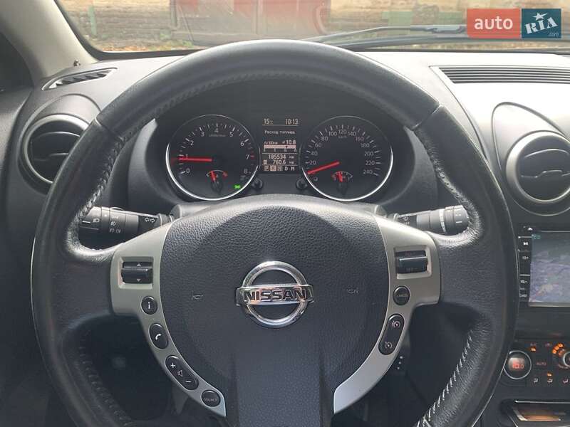 Внедорожник / Кроссовер Nissan Qashqai 2013 в Днепре