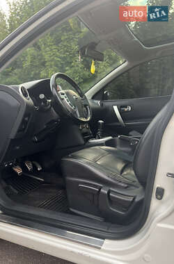 Внедорожник / Кроссовер Nissan Qashqai 2011 в 