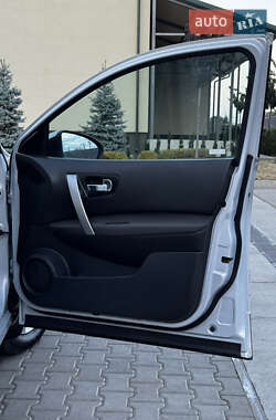 Внедорожник / Кроссовер Nissan Qashqai 2007 в 