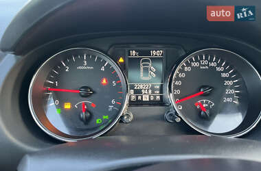 Внедорожник / Кроссовер Nissan Qashqai 2010 в 