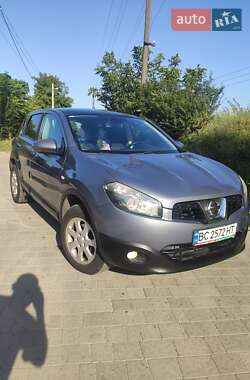 Внедорожник / Кроссовер Nissan Qashqai 2010 в Львове