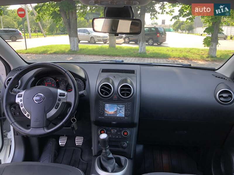 Внедорожник / Кроссовер Nissan Qashqai 2011 в Хмельницком