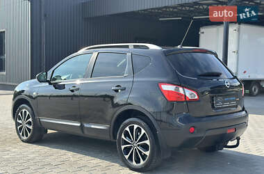 Внедорожник / Кроссовер Nissan Qashqai 2012 в 