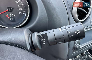 Внедорожник / Кроссовер Nissan Qashqai 2012 в 