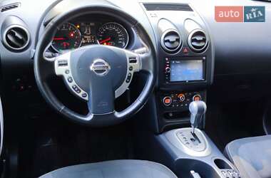 Позашляховик / Кросовер Nissan Qashqai 2010 в 