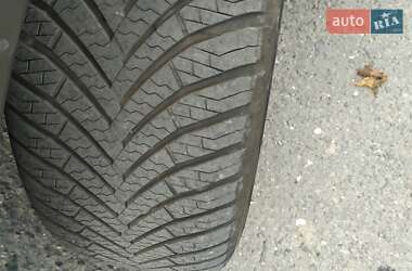 Внедорожник / Кроссовер Nissan Qashqai 2012 в 