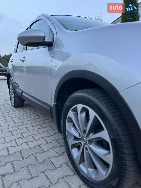 Позашляховик / Кросовер Nissan Qashqai 2010 в Стрию