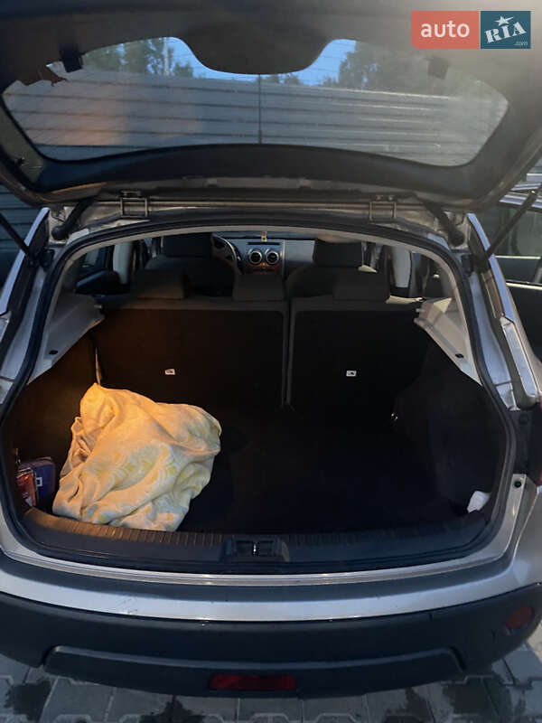 Внедорожник / Кроссовер Nissan Qashqai 2008 в Луцке фото 10 Внедорожник / Кроссовер Nissan Qashqai 2008 в Луцке