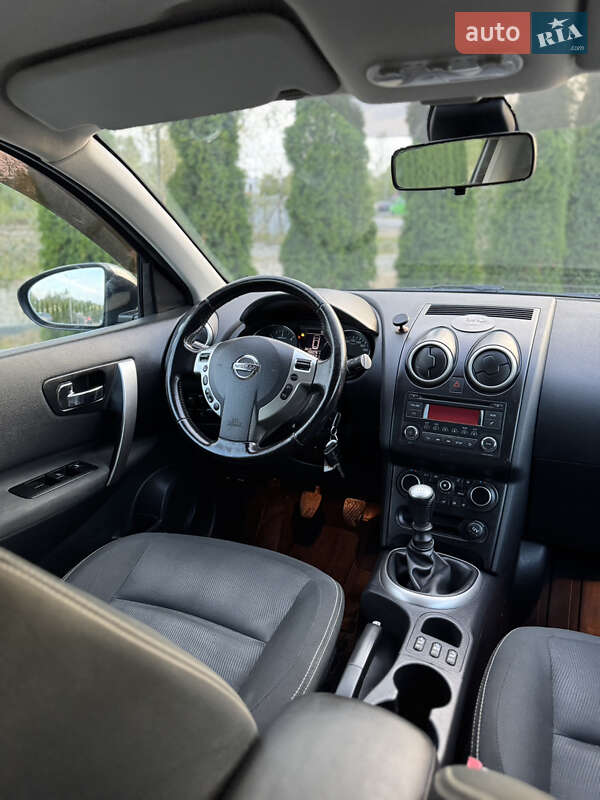 Позашляховик / Кросовер Nissan Qashqai 2011 в Надвірній