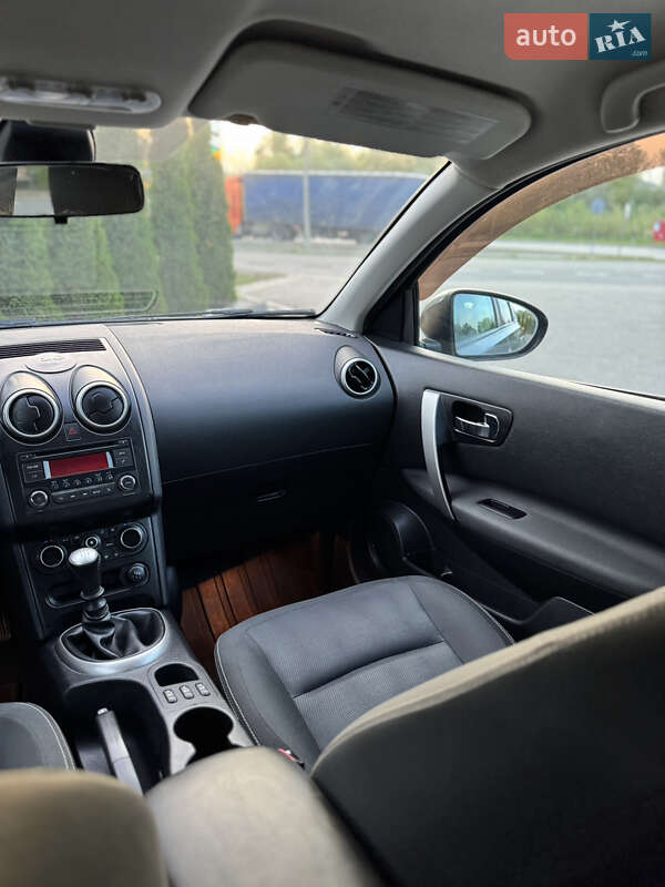 Позашляховик / Кросовер Nissan Qashqai 2011 в Надвірній