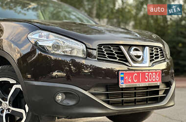 Внедорожник / Кроссовер Nissan Qashqai 2010 в 