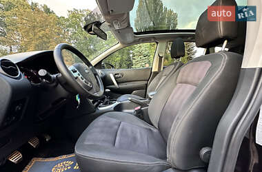 Внедорожник / Кроссовер Nissan Qashqai 2010 в 