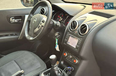 Внедорожник / Кроссовер Nissan Qashqai 2010 в 