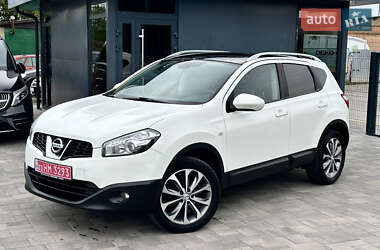 Внедорожник / Кроссовер Nissan Qashqai 2010 в Ровно