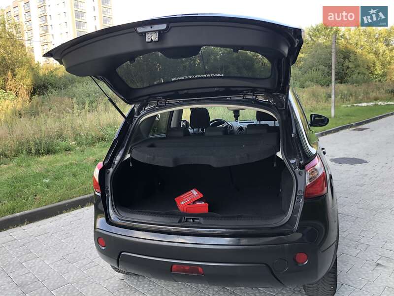 Внедорожник / Кроссовер Nissan Qashqai 2013 в Львове