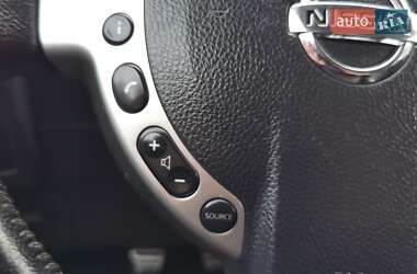 Внедорожник / Кроссовер Nissan Qashqai 2010 в 