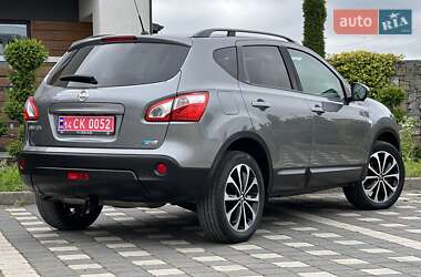 Внедорожник / Кроссовер Nissan Qashqai 2013 в 