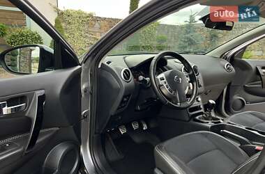 Внедорожник / Кроссовер Nissan Qashqai 2013 в 