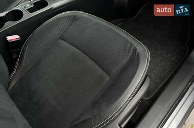 Внедорожник / Кроссовер Nissan Qashqai 2013 в 