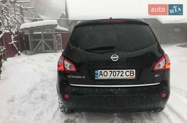 Позашляховик / Кросовер Nissan Qashqai 2010 в 
