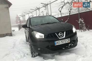 Позашляховик / Кросовер Nissan Qashqai 2010 в 