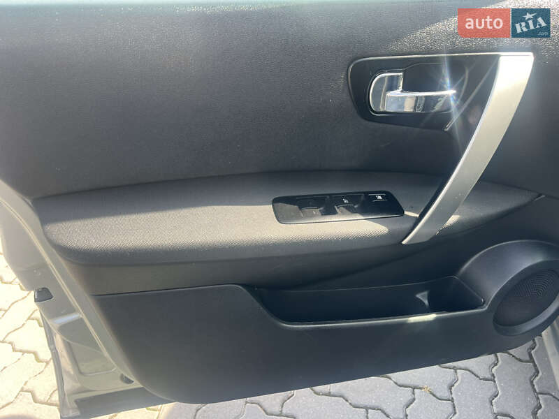 Внедорожник / Кроссовер Nissan Qashqai 2009 в Ивано-Франковске фото 7 Внедорожник / Кроссовер Nissan Qashqai 2009 в Ивано-Франковске