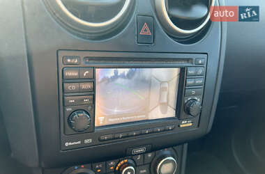 Внедорожник / Кроссовер Nissan Qashqai 2013 в 