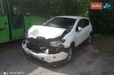 Позашляховик / Кросовер Nissan Qashqai 2013 в Хмельницькому