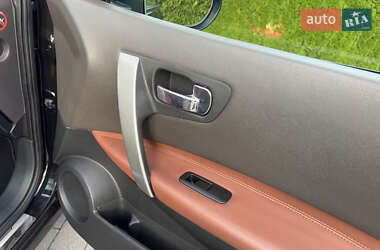 Внедорожник / Кроссовер Nissan Qashqai 2007 в 