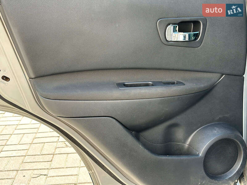 Внедорожник / Кроссовер Nissan Qashqai 2010 в Одессе