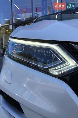 Внедорожник / Кроссовер Nissan Qashqai 2020 в 