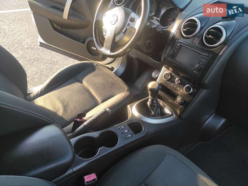 Внедорожник / Кроссовер Nissan Qashqai 2011 в Полтаве